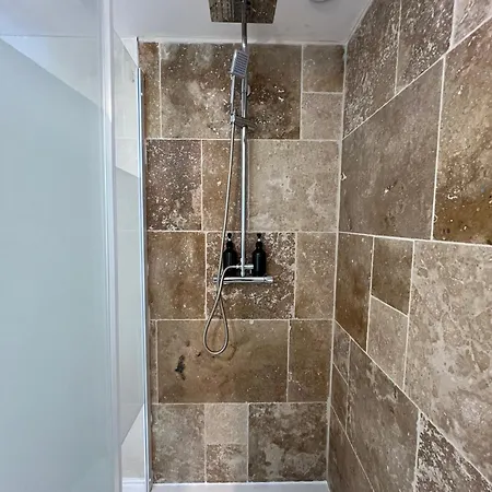 Apartment Le Troglodyte - Homy Montluçon